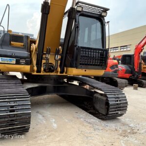 Caterpillar 325D Excavator